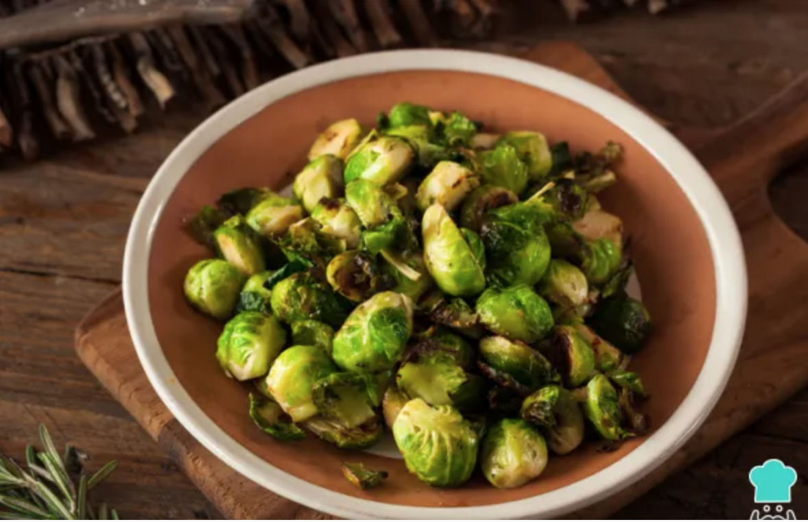 CODORNICES A LA PLANCHA CON COLES DE BRUSELAS Y PARAWAYOS